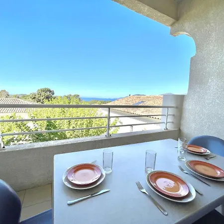 2 Pieces A Porticcio Avec Climatisation Et Terrasse - Fr-1-61-580 Grosseto-Prugna
